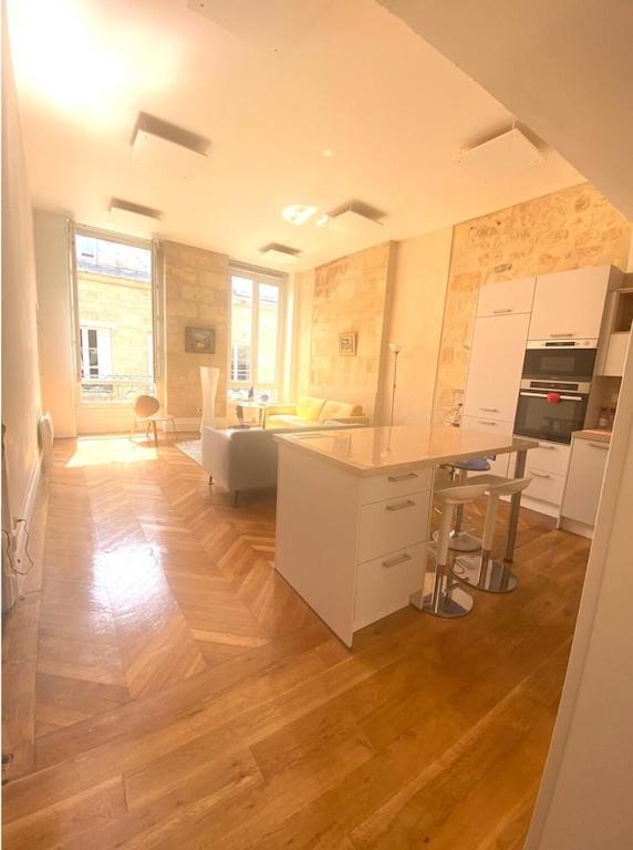 Fantastic 3-Room Apartment Heart Of Les Chartrons - Bordeaux Extérieur photo